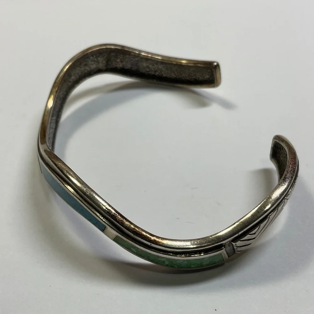 Sterling Silver Coleman & Co. Turquoise Inlay Bracelet. . 2.25” across - Picture 7 of 9